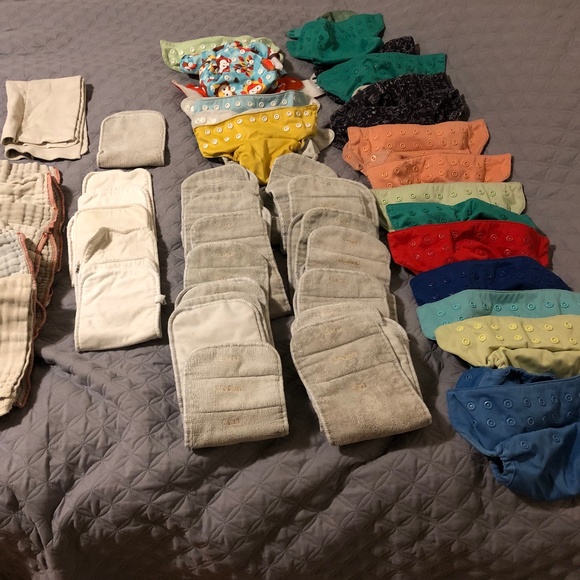 Cloth diaper bundle - Picture 1 of 3